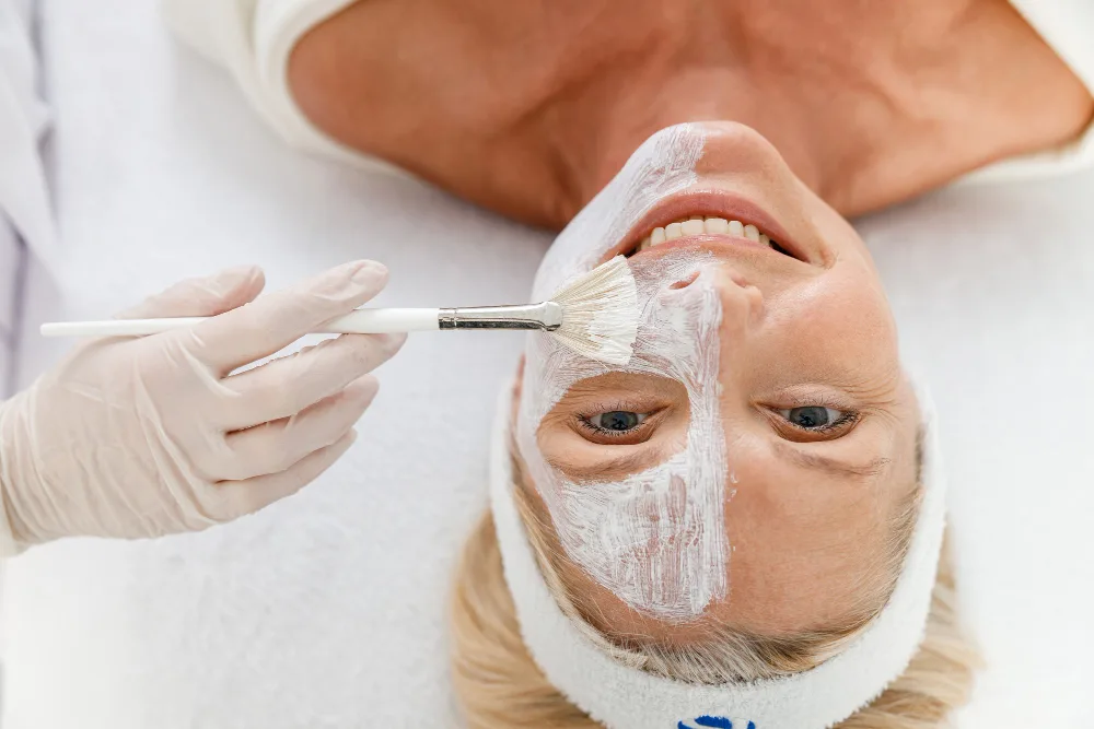 Een chemische peeling: gecontroleerd vernieuwen