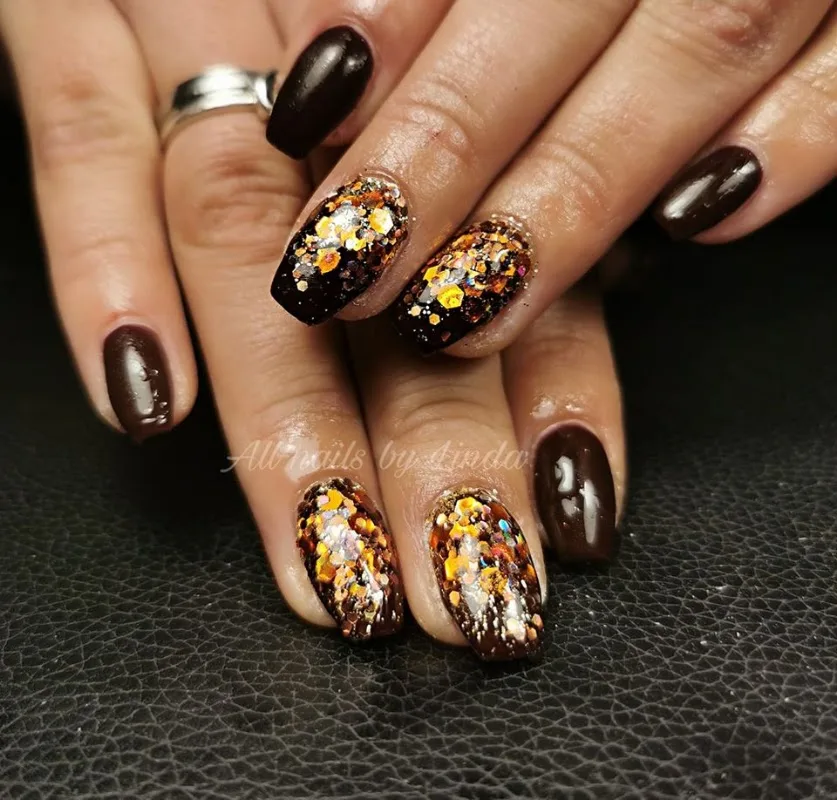 All nails by Linda