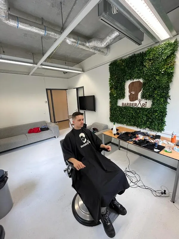 BarberAri