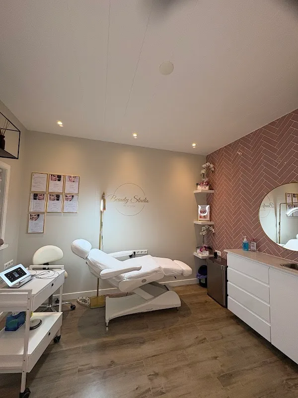 Beauty Studio by Melissa