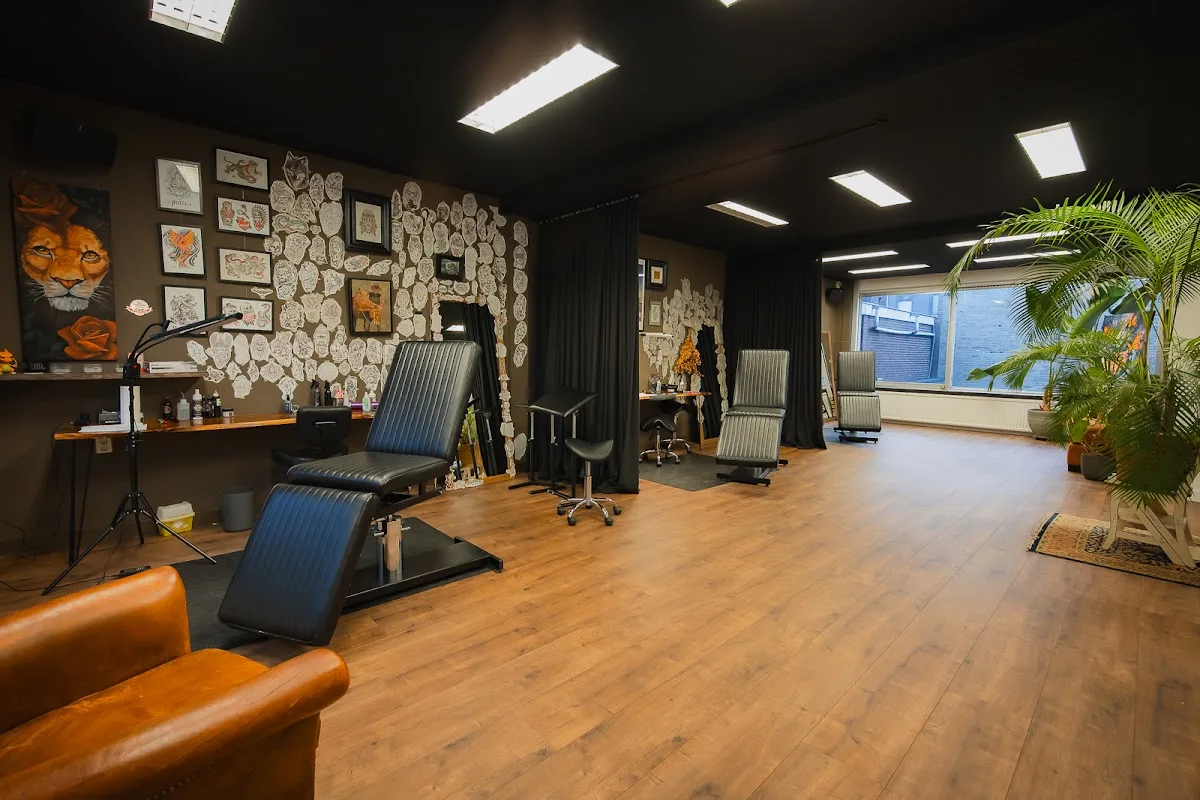 Black Lining - private tattoo studio