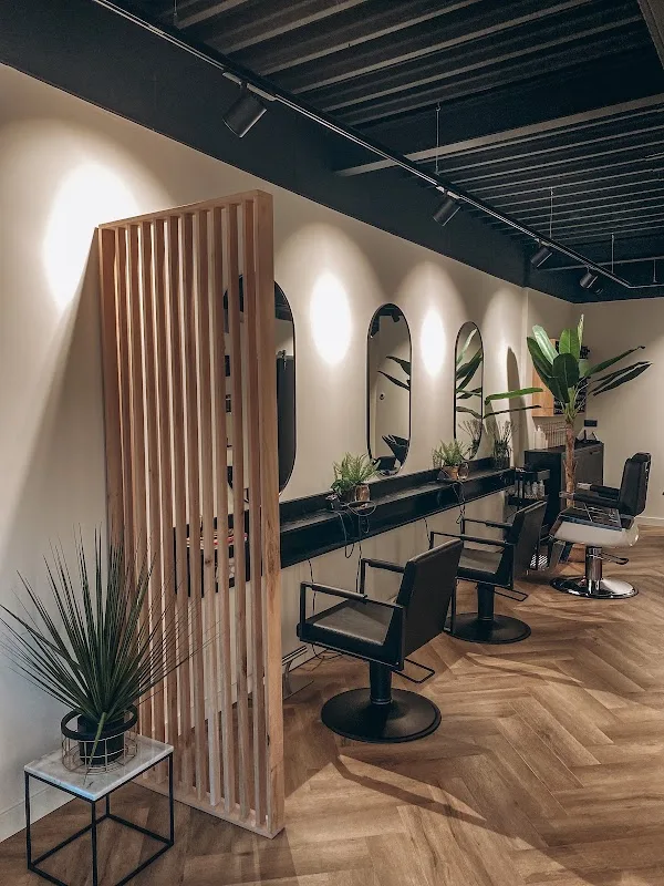 By M Beautybar