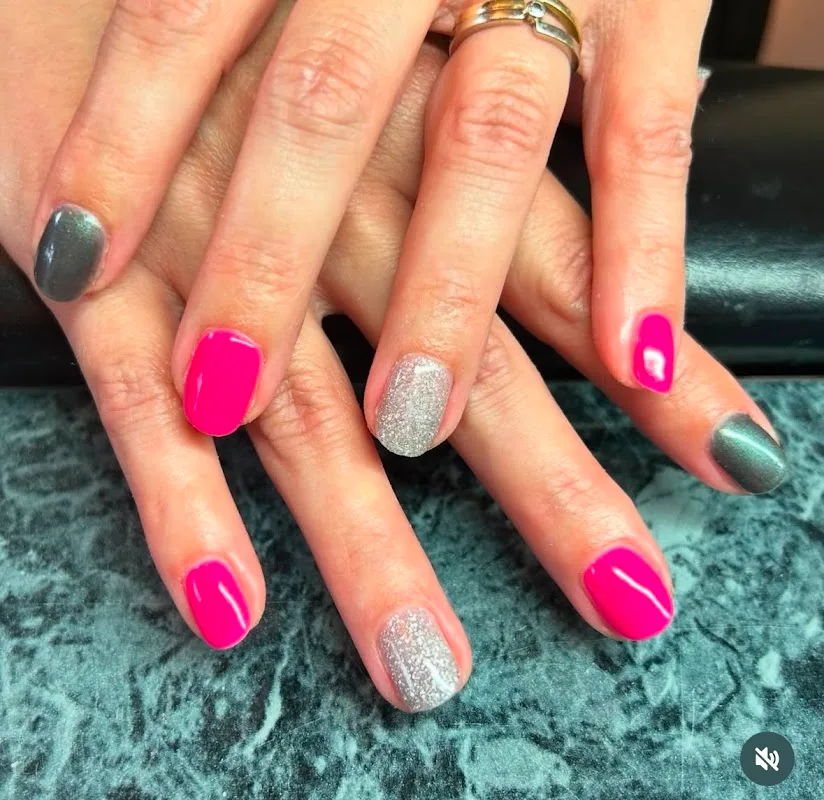 Charly's Beauty & Nails