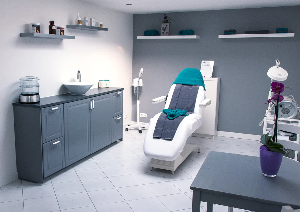 Clinic44
