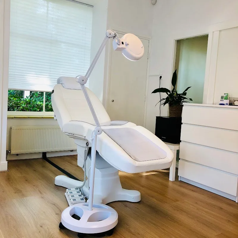 Clinique A