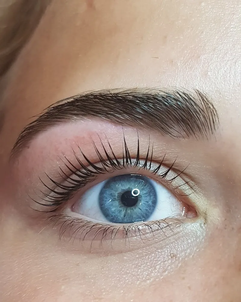 Conscient Wenkbrauw Beauty