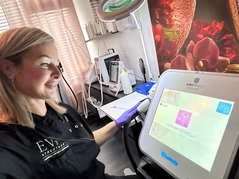 Eva Streutker, Huidtherapie Zwolle