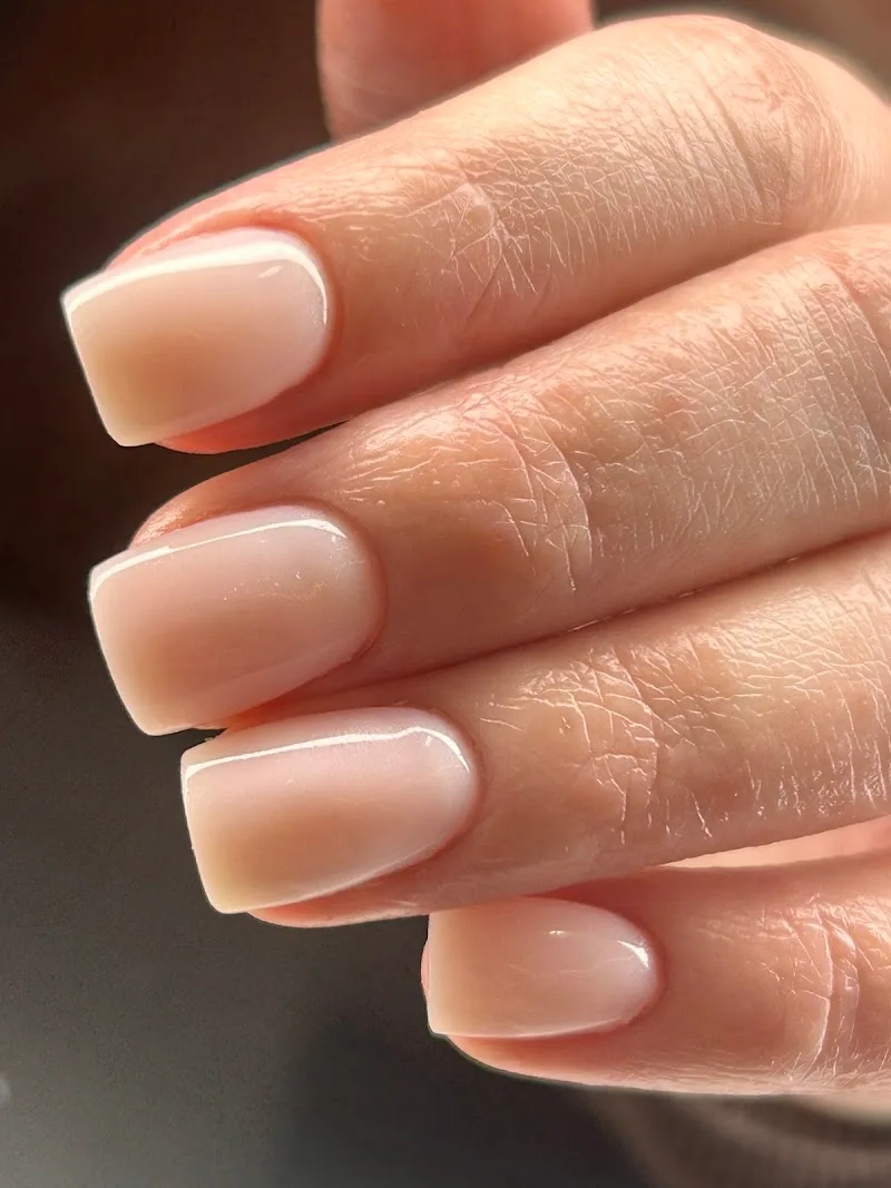 Hutenko nails