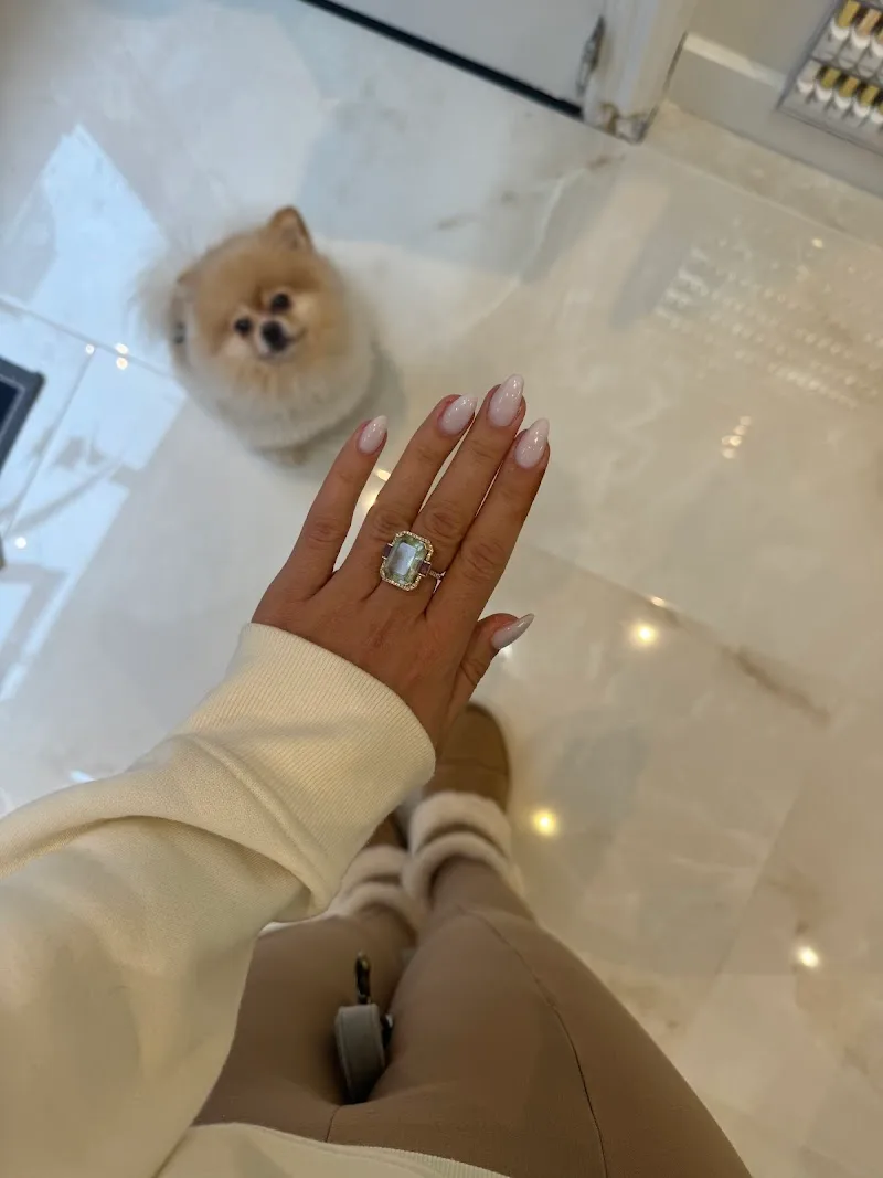 Jenny Majestic Beauty Nails