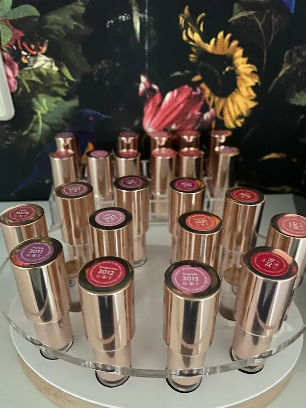 Jo's BeautyBar