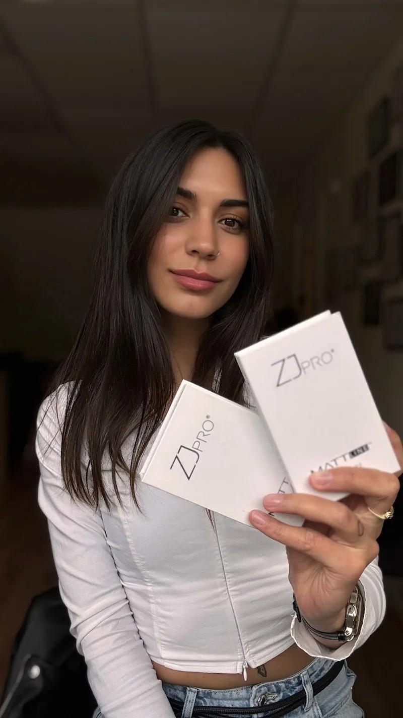 July - lash brow studio - Leiden