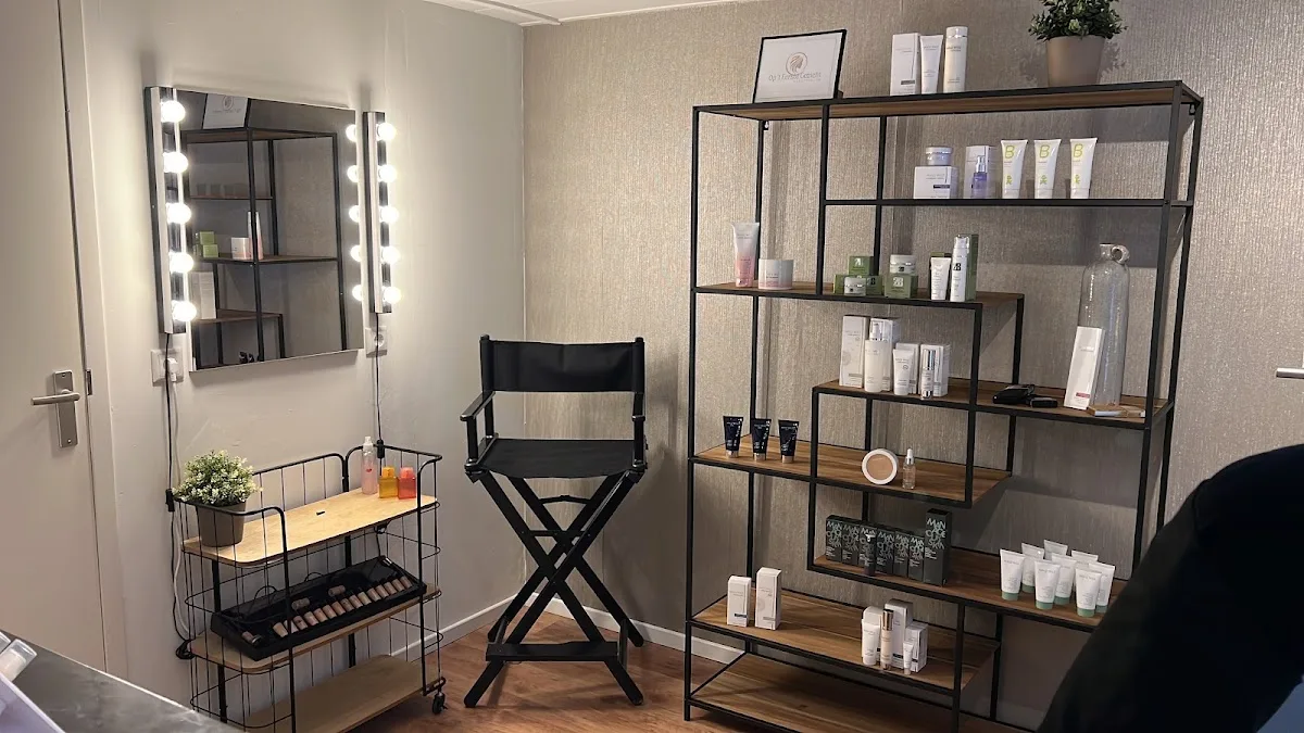 Le Salon Art of Beauty