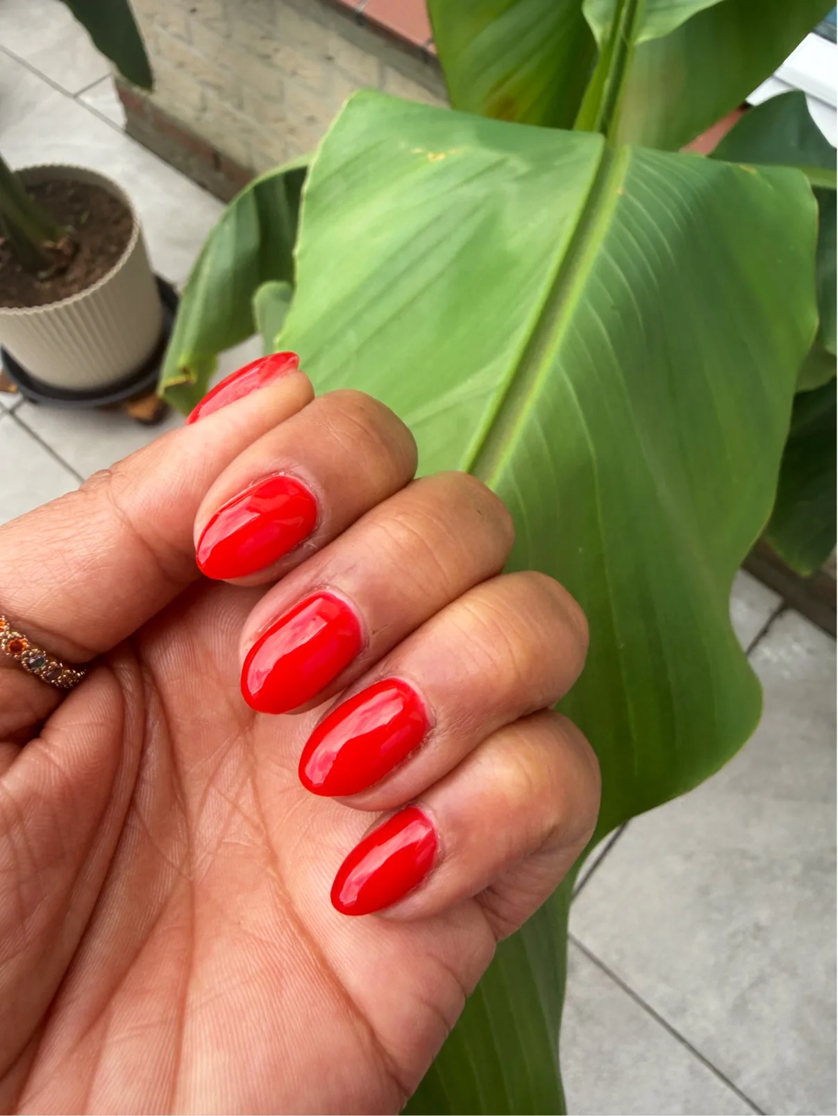 MB Nails & Spa