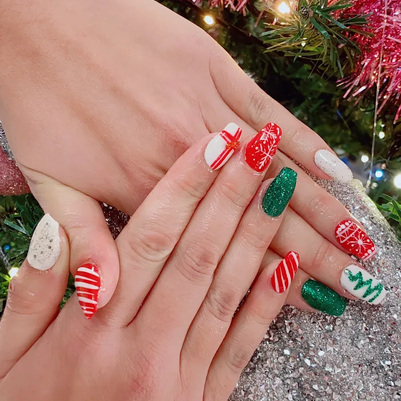 Mon Mon Nails