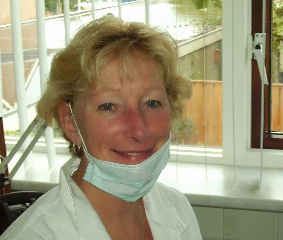 Pedicure J.van Strien Martens