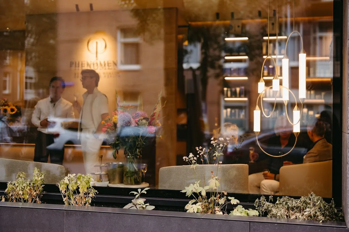 PHENOMENA Maison of Beauty and Health