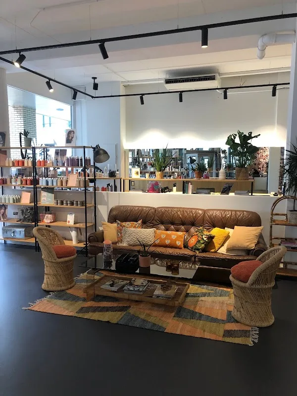 Rise Hair Lounge