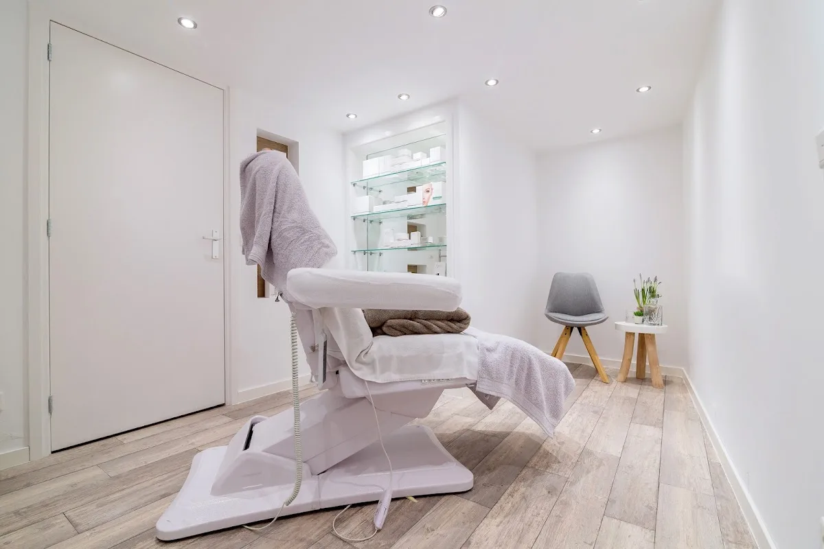 Schoonheidssalon IN Kortenhoef