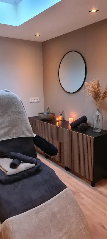 The beauty & skin studio