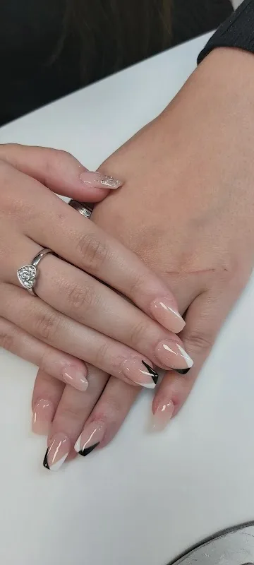 Titi Nails - Alphen aan den Rijn