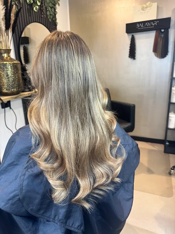 Vivian’s Hairlounge