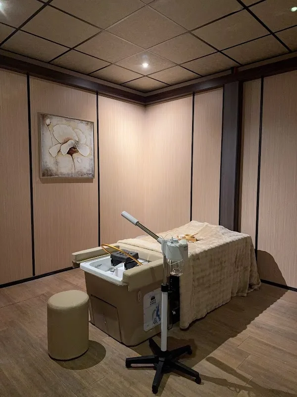 X.H Beauty Lounge